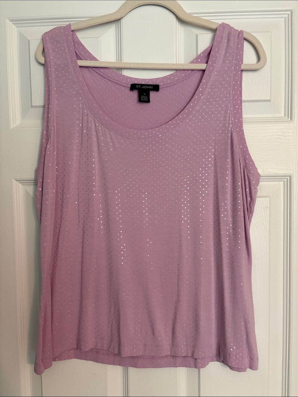 St. John Lavender Pink Sleeveless Scoop Neck Tank with Sparkle